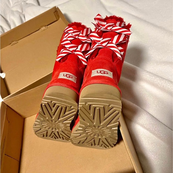 Women’s Ugg boots worn twice - Picture 6 of 7